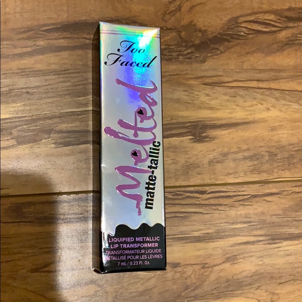 Too Faced Melted Matte-tallic